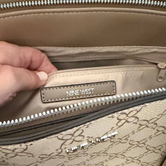 Nine West Beige Patterned Tote Bag - Picture 2 of 4